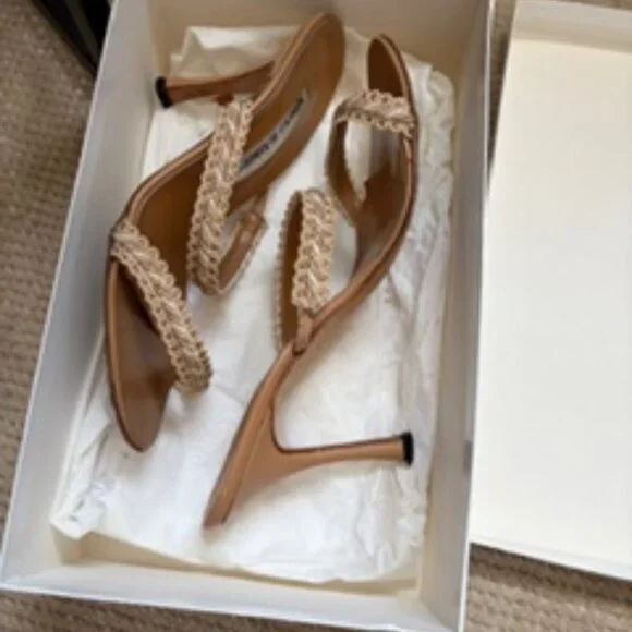 Vintage Manolo Blahnik tan strappy sandals - Picture 3 of 4